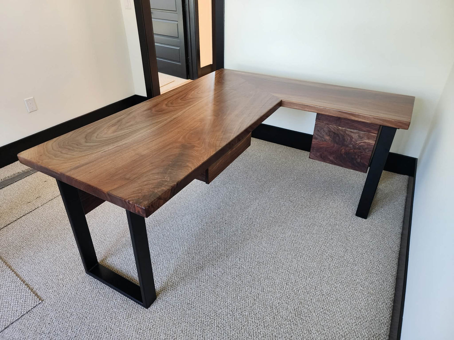 L Shaped Office Desk