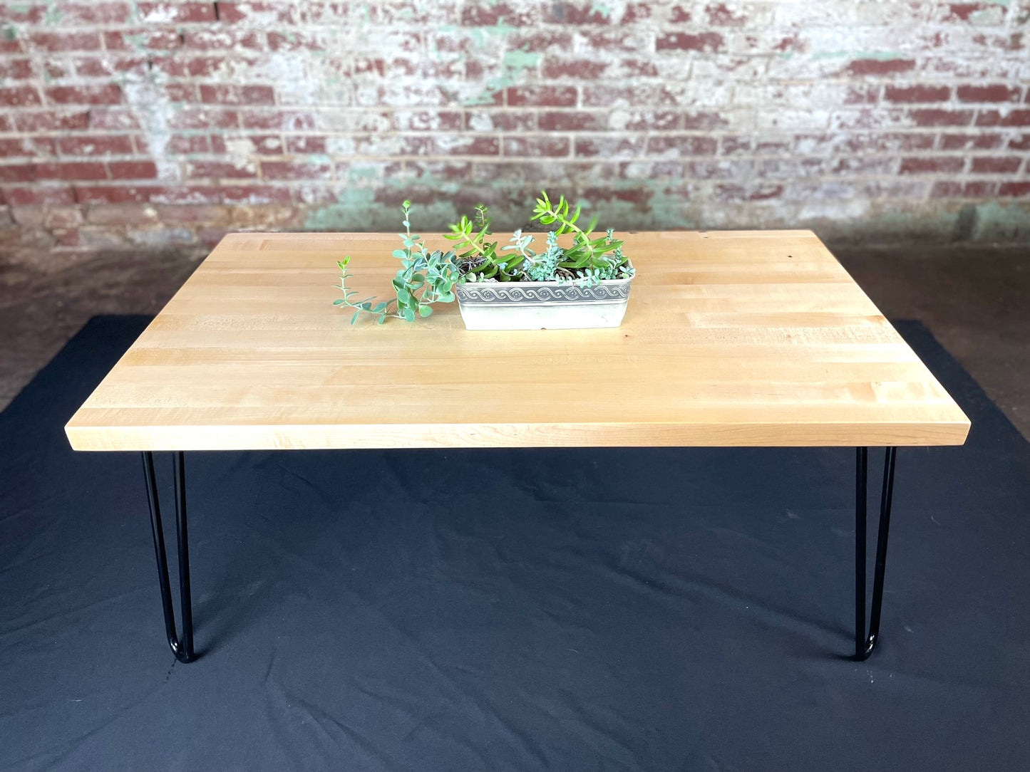 The Minimalist Coffee Table by Woodrich